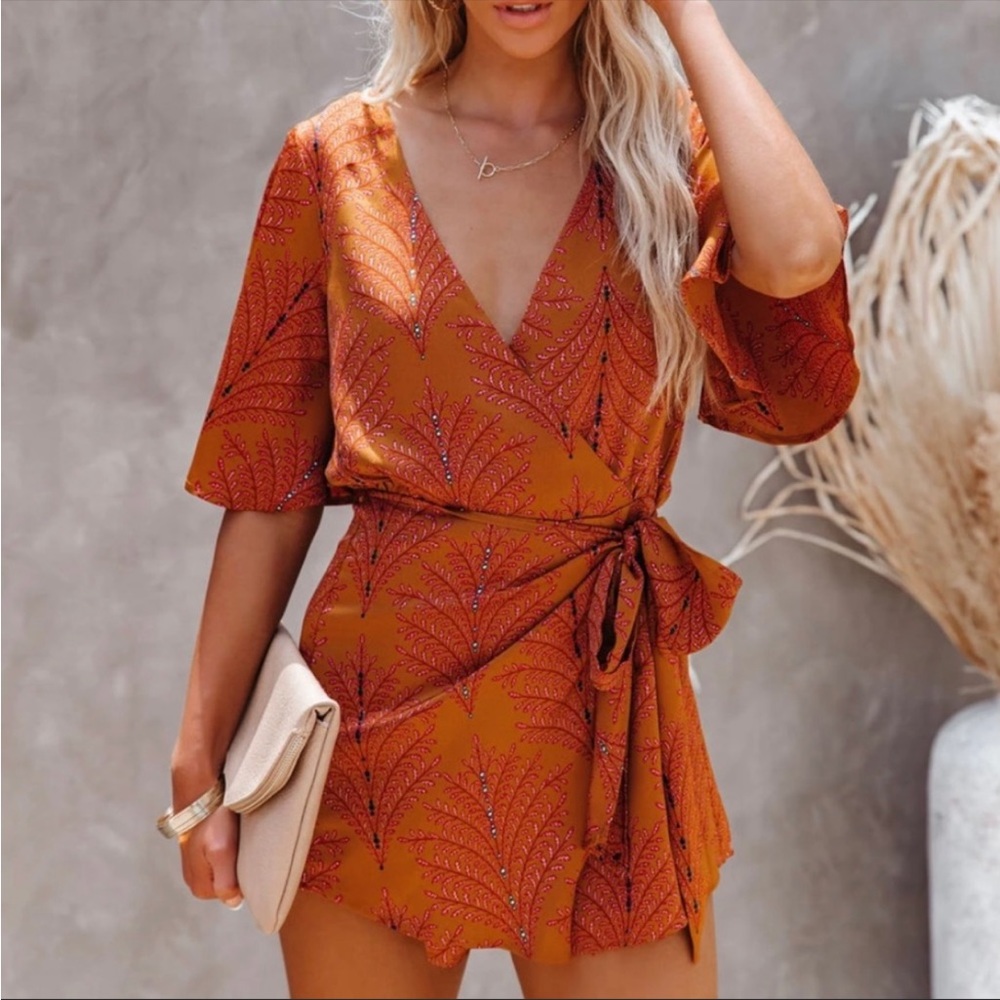 Vici - orange romper